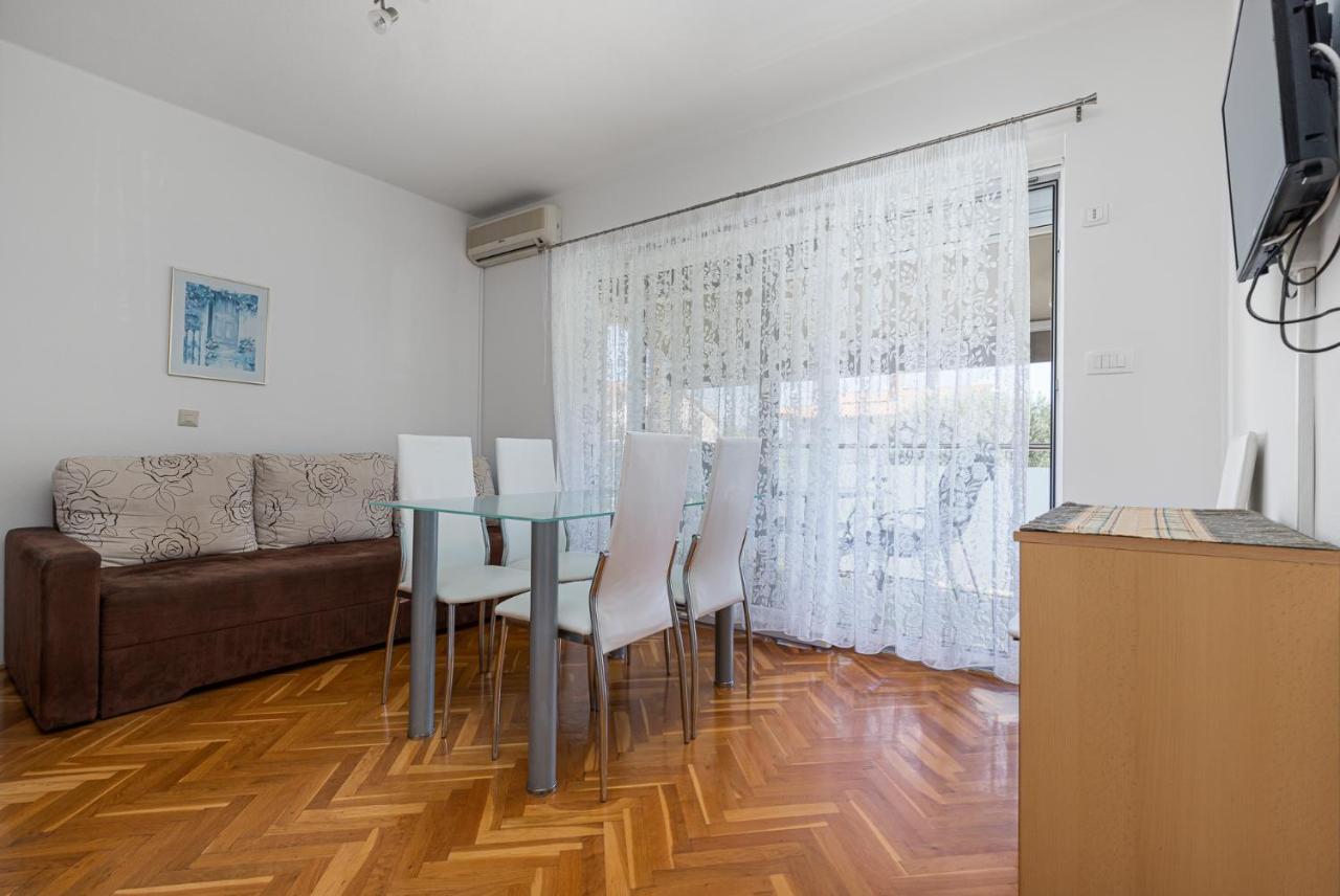 Apartament Haus Eva Novigrad  Zewnętrze zdjęcie
