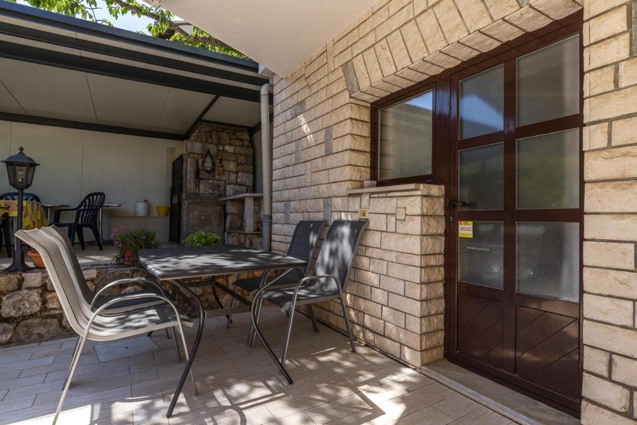 Apartament Haus Eva Novigrad  Zewnętrze zdjęcie