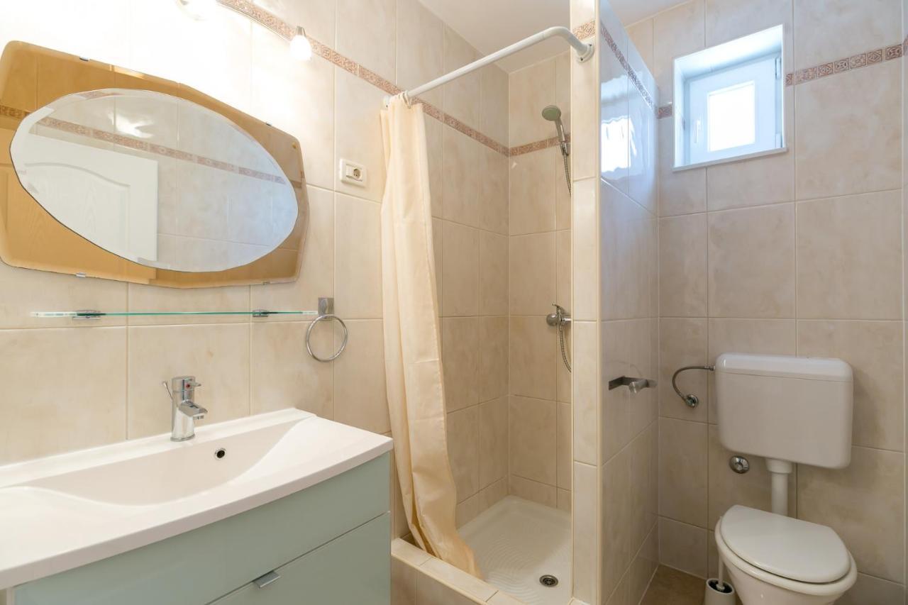 Apartament Haus Eva Novigrad  Zewnętrze zdjęcie